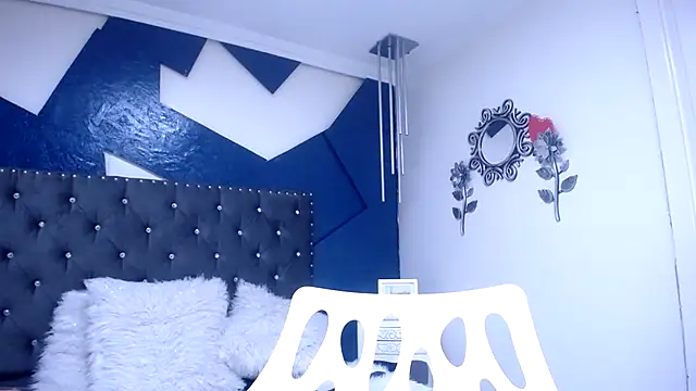 Charlottee Brown2 online show from March 2, 2025, 7:23 pm