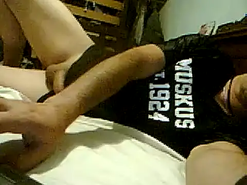 frank32love online show from March 9, 2025, 10:19 am