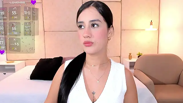 Amiirra  online show from March 13, 2025, 9:26 pm