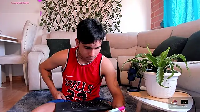 Snapshot of christianwang chatting on December 16, 2025, 6:57 pm christianwang online show from December 16, 2025, 6:57 pm