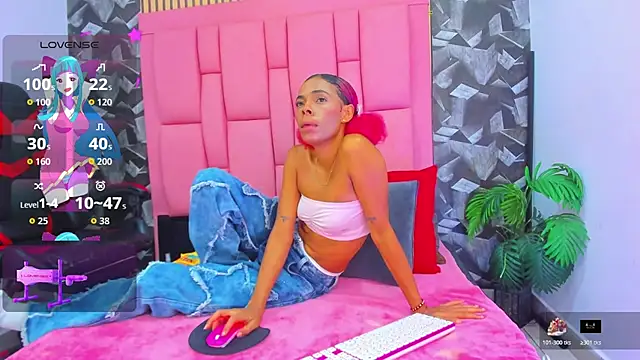 Brithanyslim online show from May 12, 2026, 7:33 pm