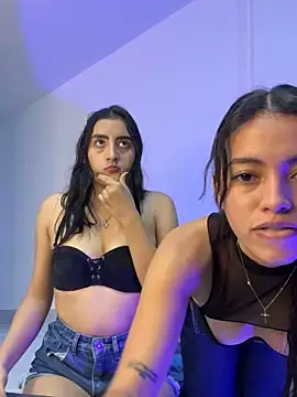 EmySofia online show from October 21, 2025, 2:34 am