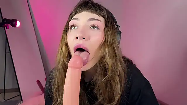 PaulaPratt online show from March 2, 2025, 5:01 am