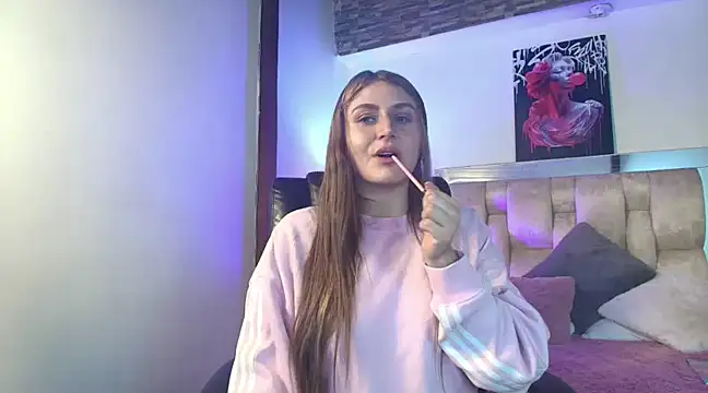 dakota Robbins  online show from March 7, 2025, 8:44 pm