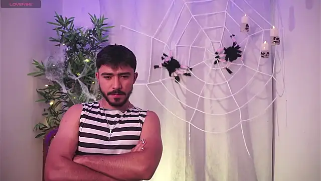 Tony Wylie online show from October 27, 2025, 8:46 pm