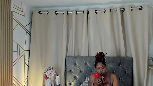Snapshot of justnala_ chatting on May 21, 2026, 3:24 am justnala online show from May 21, 2026, 3:24 am