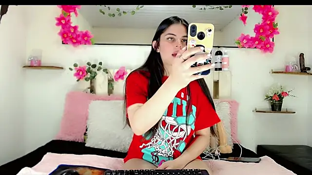 Madisson Ivanova online show from December 28, 2024, 5:44 am