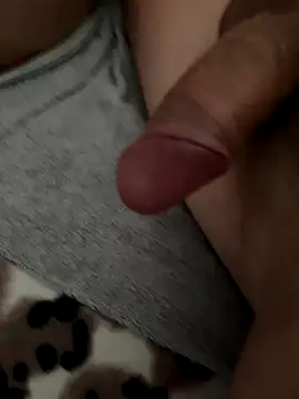 Snapshot of queen_hotbaby chatting on October 7, 2025, 12:02 pm queen hotbaby online show from October 7, 2025, 12:02 pm