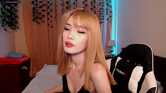 Velvetsky 1 online show from January 22, 2025, 5:38 pm