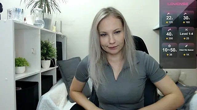 Sunny bunny6 online show from October 10, 2025, 5:50 am