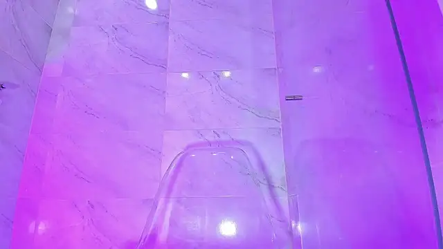 Emilyh  online show from January 25, 2025, 11:02 am