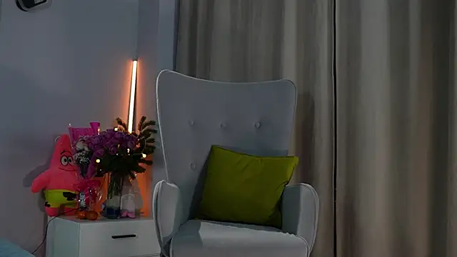  Moriko  online show from January 6, 2025, 5:49 pm