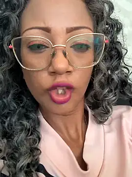 Amaliu  online show from March 10, 2025, 8:56 pm