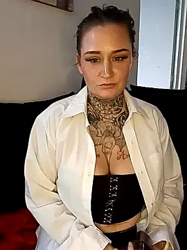 Lisacasandra online show from December 12, 2024, 10:42 pm