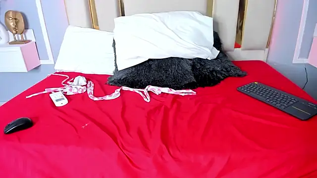 Roxxana-queen online show from January 17, 2025, 8:22 pm