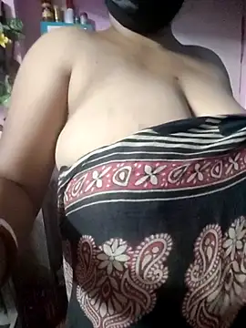 BERRY 00 online show from April 22, 2026, 6:09 pm