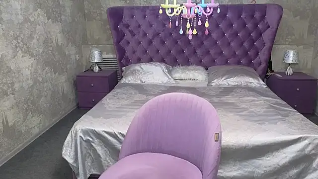 Nika Kitten online show from October 15, 2025, 3:45 pm