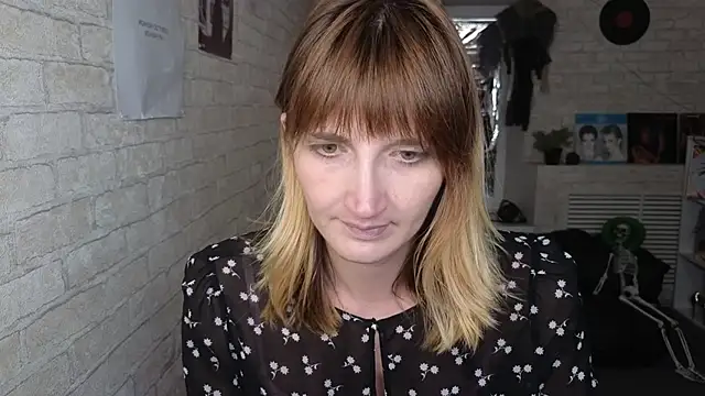 Nika Kitten online show from April 24, 2026, 10:50 am