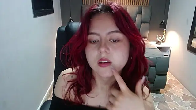 crimson tati  online show from December 7, 2024, 3:25 am