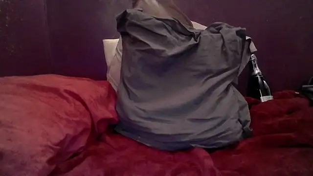 Cindy22 online show from February 2, 2025, 10:17 pm