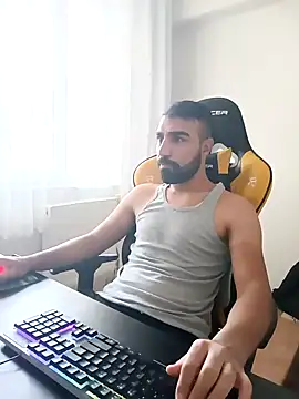 SertSikici022 online show from December 9, 2024, 1:24 pm