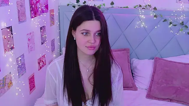 RihannaRose online show from March 16, 2025, 8:11 pm