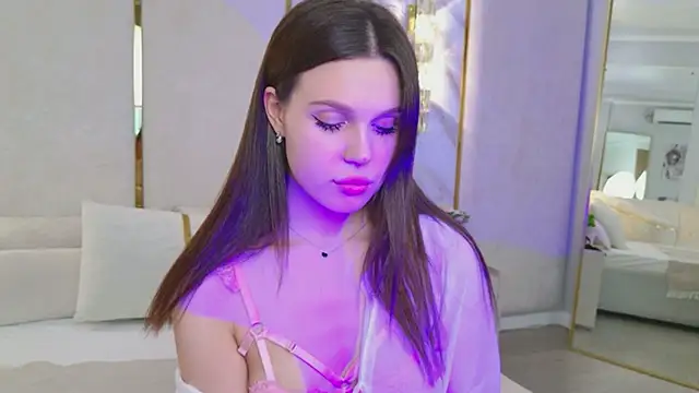 RihannaRose online show from April 2, 2026, 5:10 pm