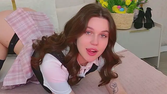 RihannaRose online show from April 9, 2026, 4:45 pm