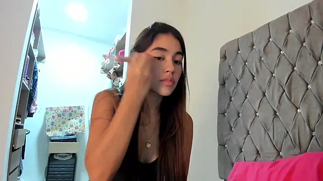 AriaMontgomery online show from January 8, 2025, 3:08 am