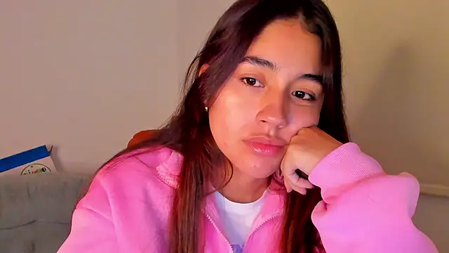 AriaMontgomery online show from February 4, 2025, 8:46 am