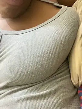 Snapshot of MsSapPhire500 chatting on February 1, 2025, 2:47 am MsSapPhire500 online show from February 1, 2025, 2:47 am