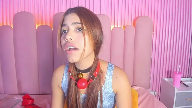 KellyOlsenbe online show from January 24, 2025, 5:31 am