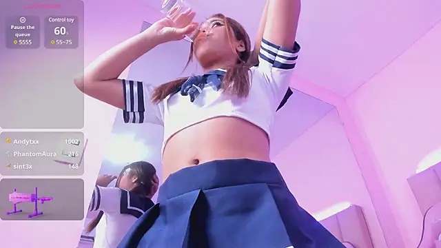 KellyOlsenbe online show from March 9, 2025, 3:22 am