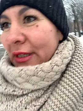 Snapshot of Tina_Moretti chatting on February 12, 2025, 1:37 pm Tina Moretti online show from February 12, 2025, 1:37 pm