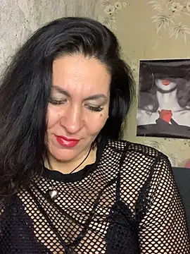 Snapshot of Tina_Moretti chatting on March 2, 2025, 12:20 am Tina Moretti online show from March 2, 2025, 12:20 am