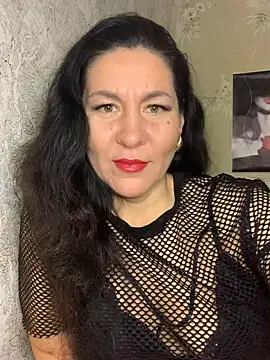 Snapshot of Tina_Moretti chatting on March 20, 2025, 8:08 pm Tina Moretti online show from March 20, 2025, 8:08 pm