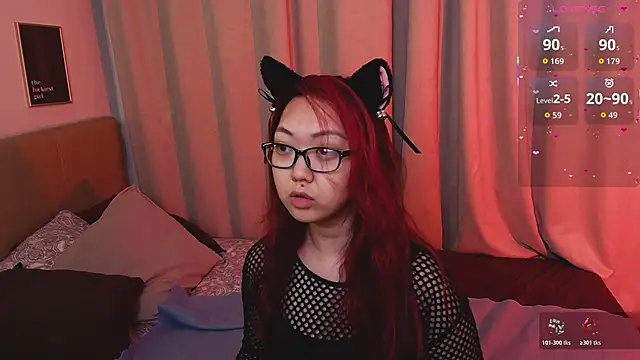 Marine Vact online show from February 12, 2026, 2:01 pm