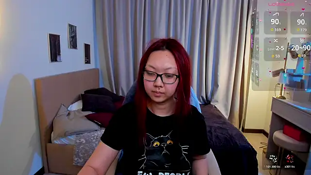 Marine Vact online show from April 4, 2026, 2:03 pm