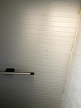 Snapshot of luara1988 chatting on October 17, 2025, 11:24 am luara1988 online show from October 17, 2025, 11:24 am