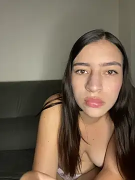 TipsteryRoyal online show from April 19, 2026, 4:01 am