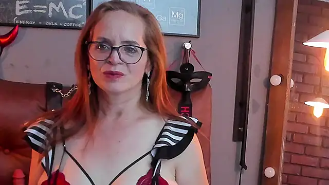 Samantha mature56 online show from February 24, 2025, 1:42 pm