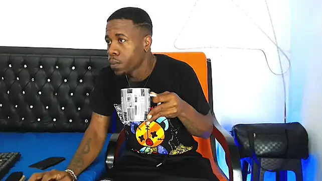 Damian hart 24CM online show from October 5, 2025, 10:35 am