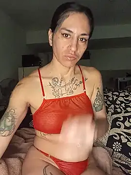 LaCristinatrans online show from October 27, 2025, 6:56 pm