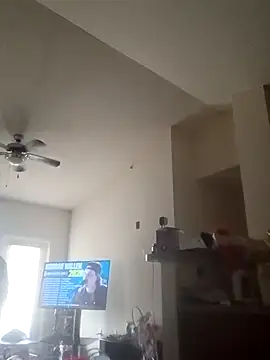 Playmate86 online show from April 5, 2026, 3:42 pm