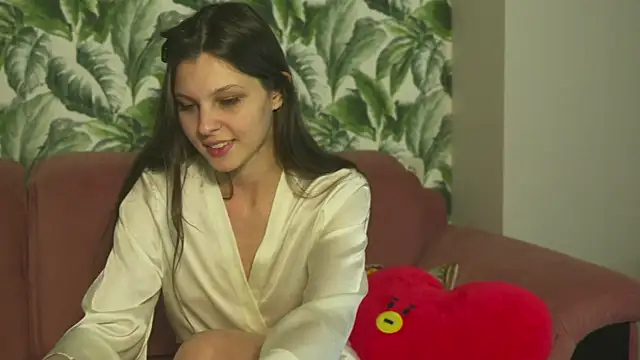 whisper of love online show from March 2, 2025, 5:36 pm