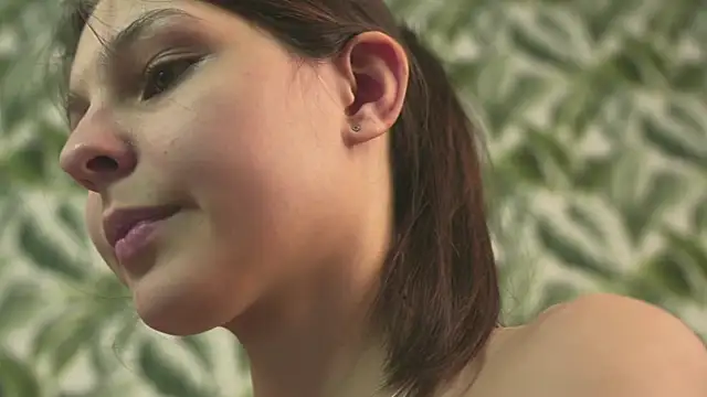 whisper of love online show from March 21, 2025, 5:11 am