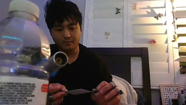 cloudyspun online show from November 18, 2025, 5:12 am