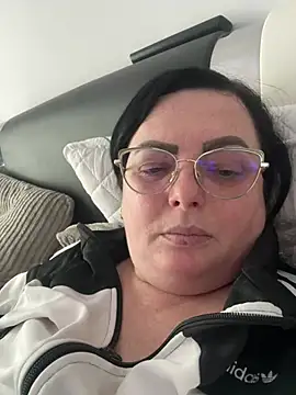 Amandamuller1982 online show from January 24, 2025, 8:13 am