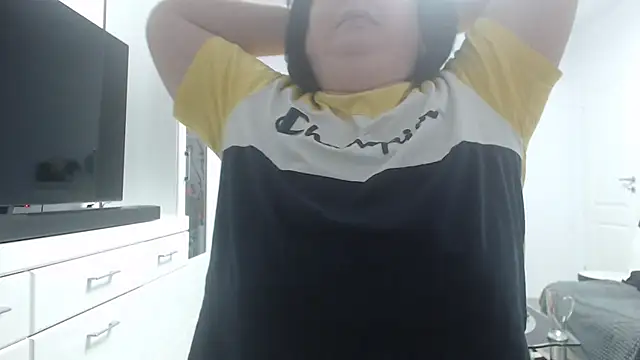 Amandamuller1982 online show from February 5, 2025, 9:40 pm