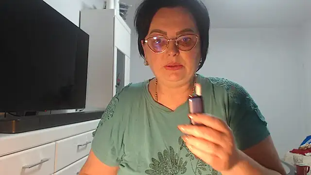 Amandamuller1982 online show from June 4, 2026, 10:16 pm